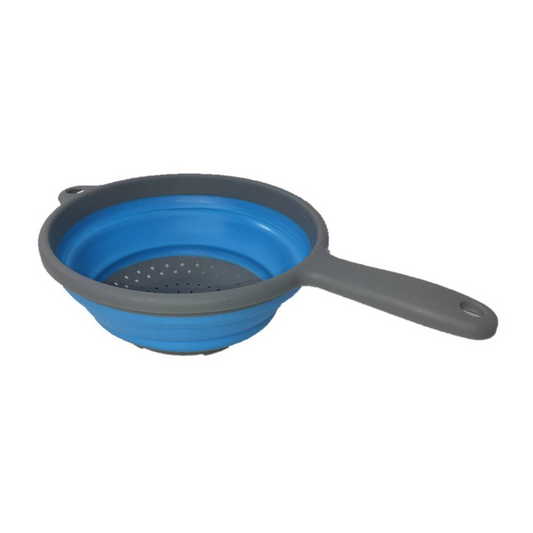 Blue collapsible silicone colander with handle, folds flat to 3.3cm for caravans or small kitchens